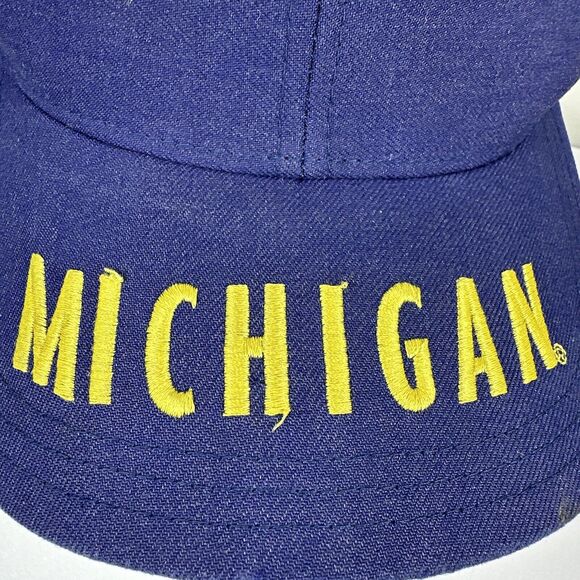 Vintage Nike Team Sports Michigan Wolverines SnapBack Big Swoosh Hat Cap Blue - Picture 7 of 13